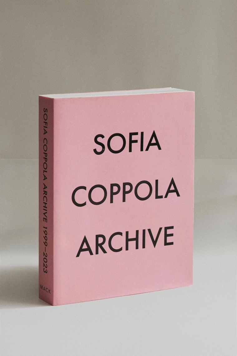 Книга archive от софии коппола