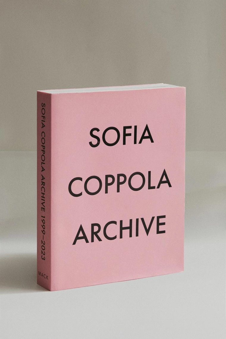 Книга archive от софии коппола