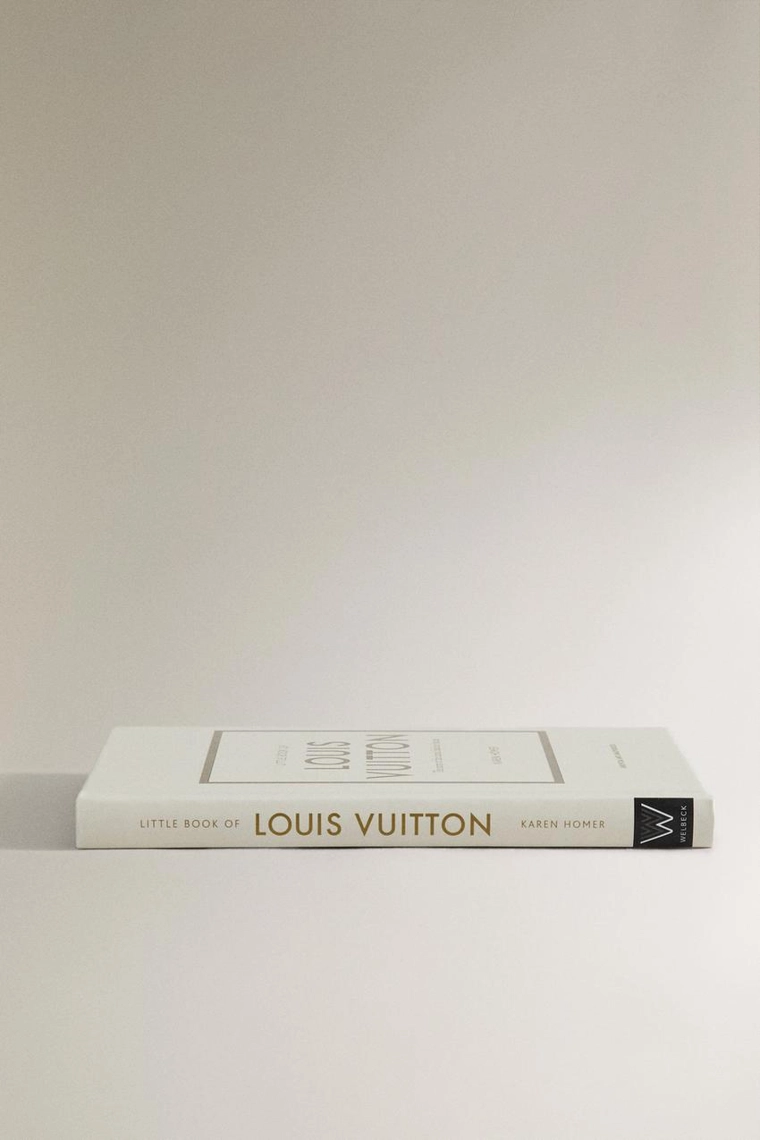 Маленькая книга louis vuitton