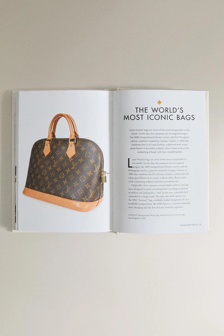 Маленькая книга louis vuitton