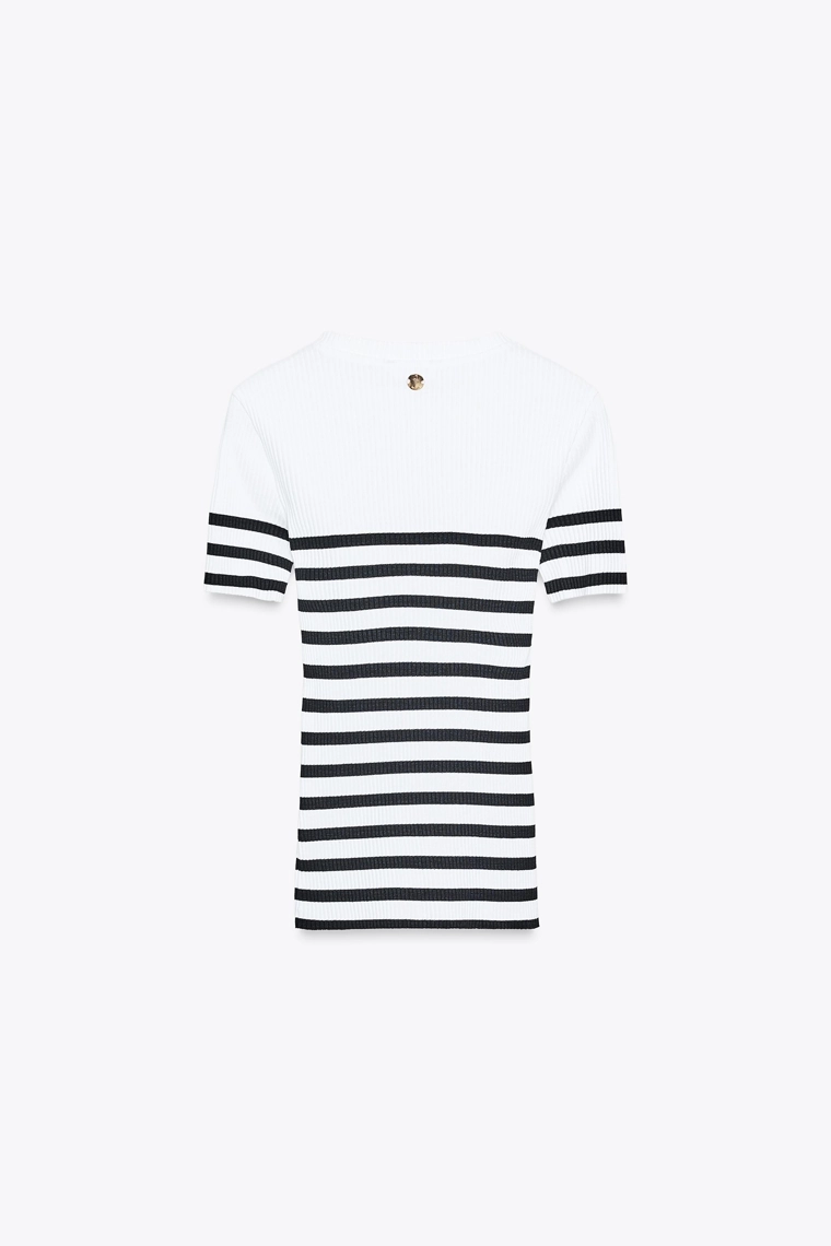 Футболка zara с полосками и брошью