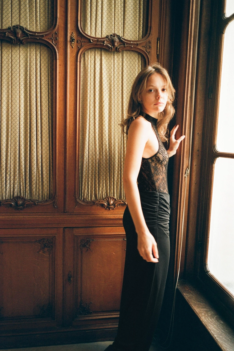 Платье с контрастным верхом