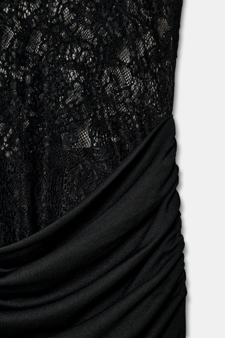 Платье с контрастным верхом